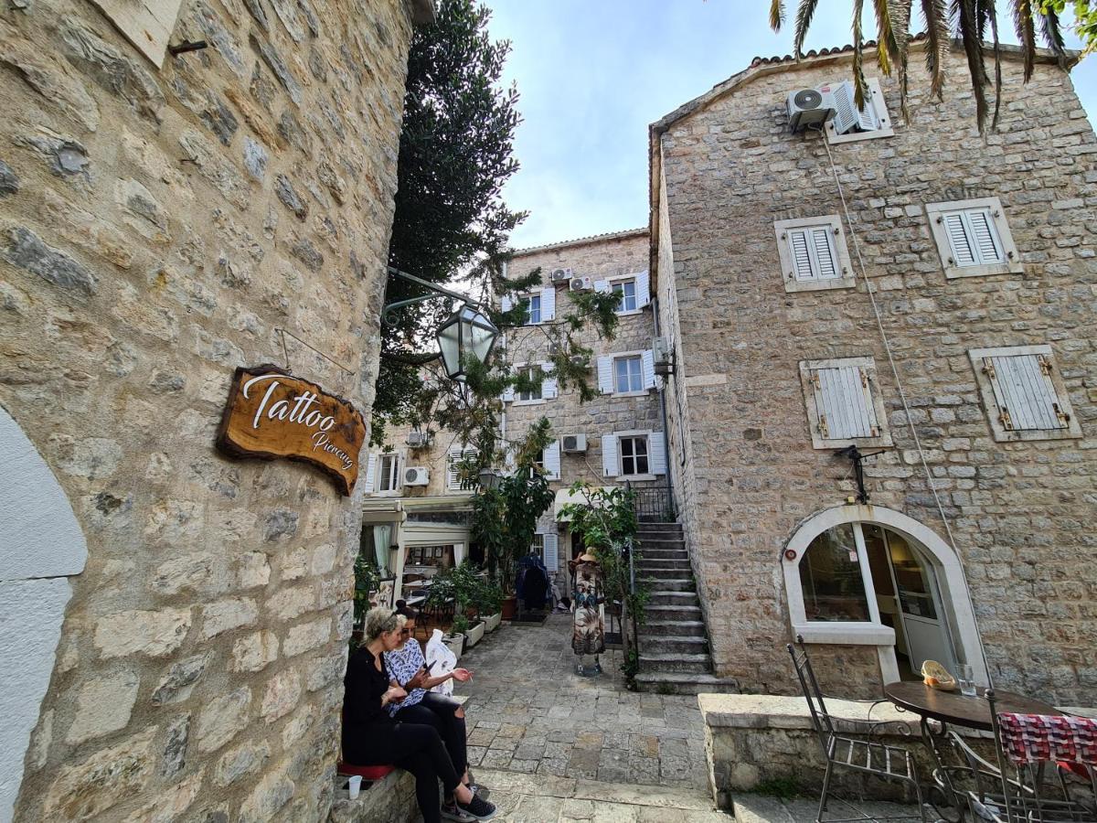 Beatrix Suites Budva Exterior foto