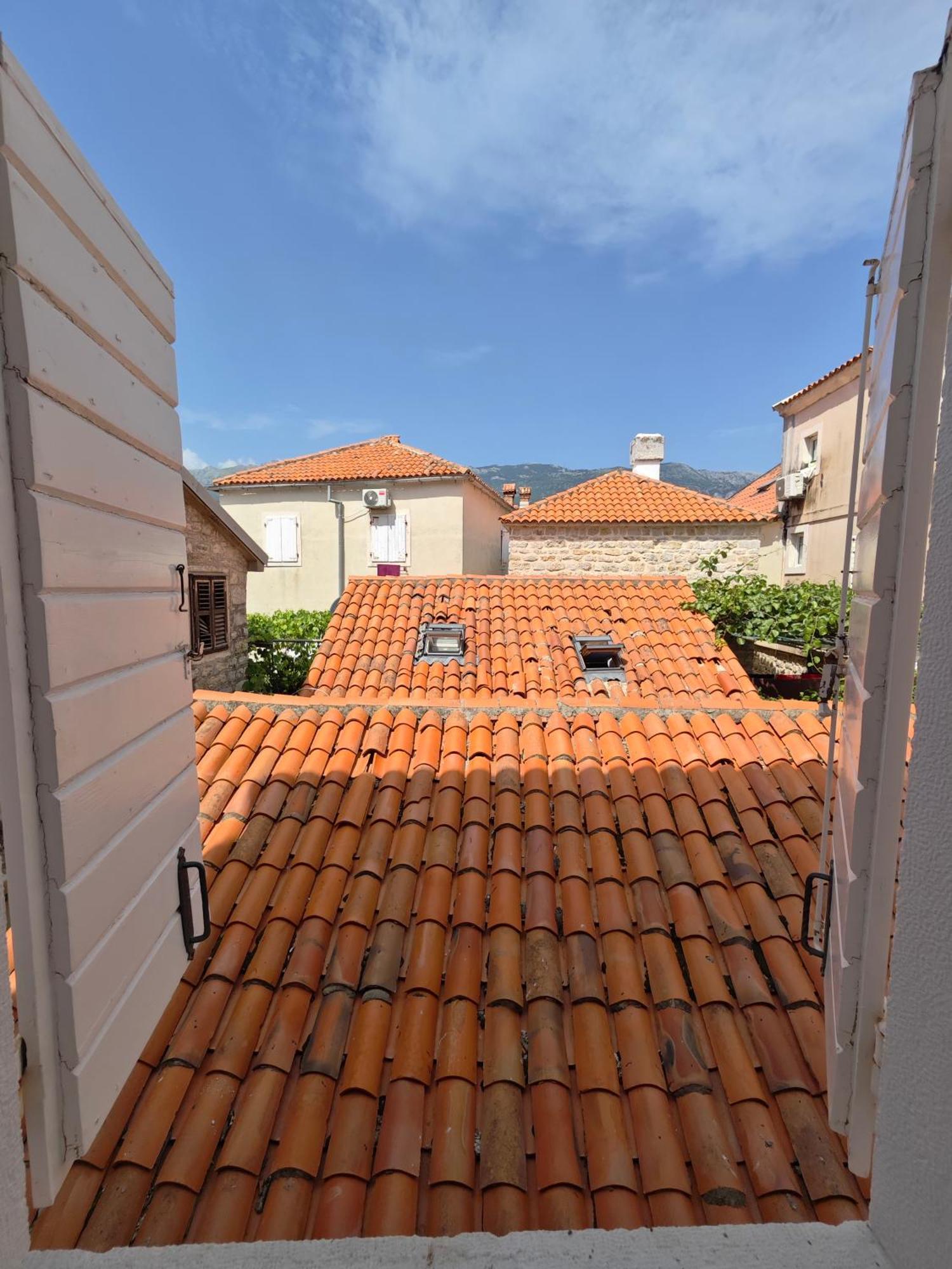 Beatrix Suites Budva Exterior foto